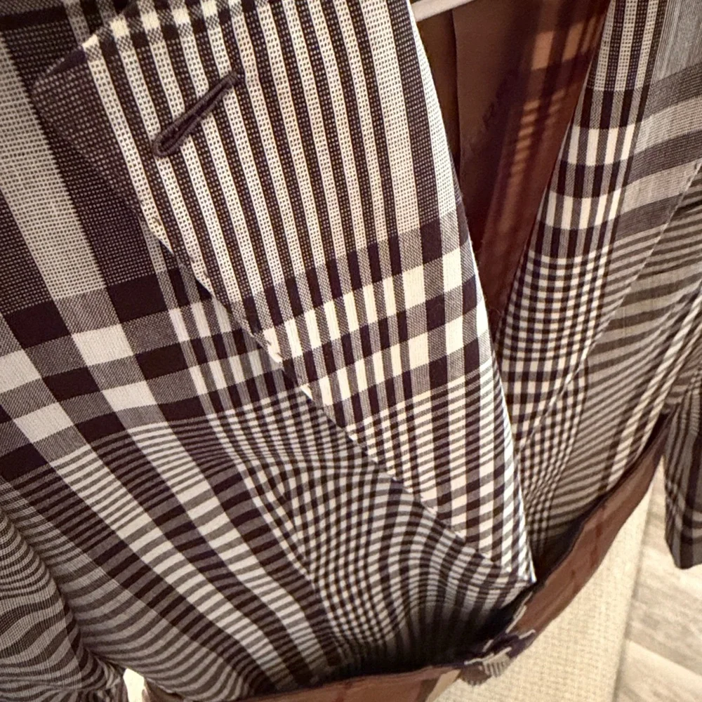Burberry Brown Plaid-Lined Blazer - Picture 3 of 4
